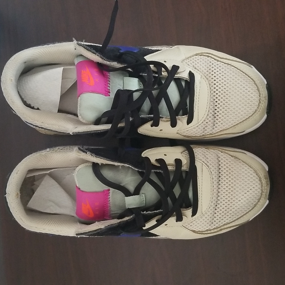 Sneaker